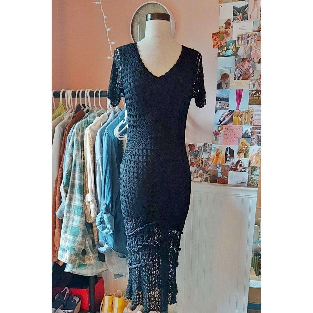Crochet Bodycon Black Midi Dress